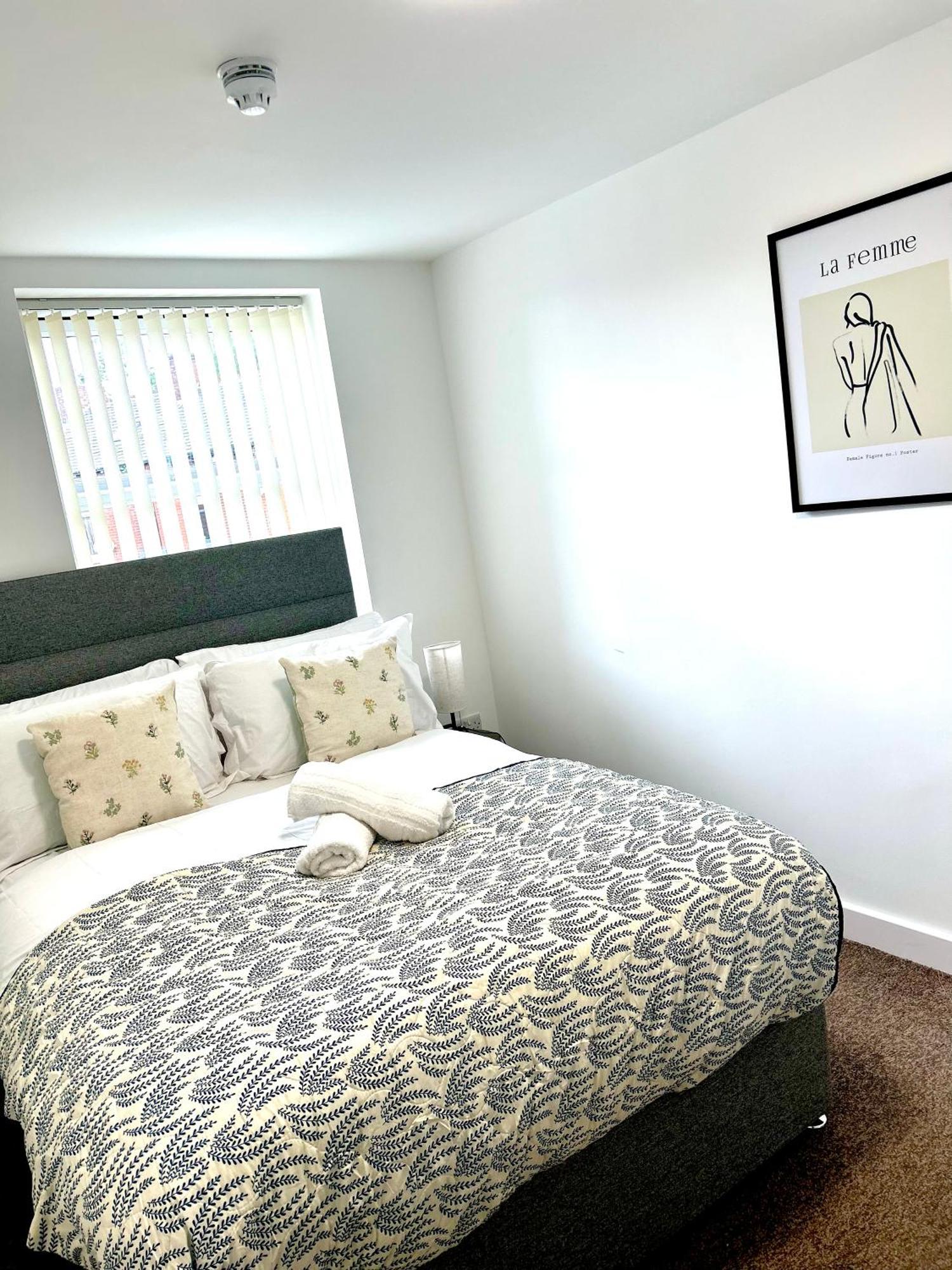 Failsworth Luxury Apartment With Free Parking By Daley Stays Manchester Exteriér fotografie